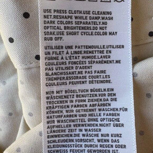 Uniqlo Long Sleeve Print Blouse Beige with Black Dots Size XS - Picture 6 of 6